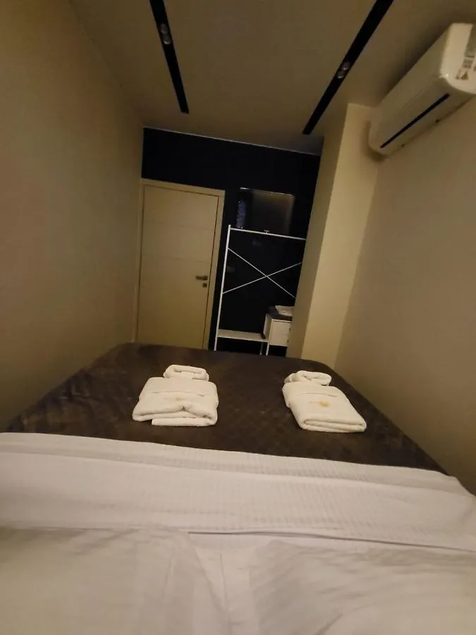 La Mirage Apartment 05 티라나 0*,  알바니아
